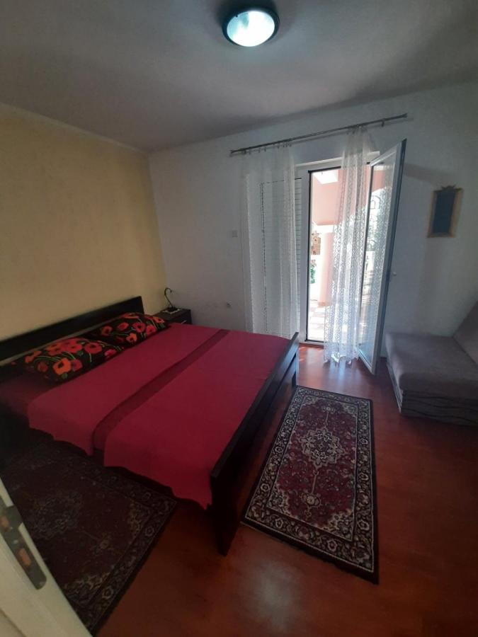 Apartment Pavle Perovic Sveti Stefan Exterior photo